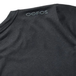 OOfos Men's COOl Down T Shirt - Dark Gray Heather -fashion shoes 9000DKGRYHEA Shot04