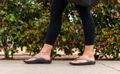 OOfos Women's OOlala Luxe Sandal - Latte -fashion shoes Latte OOlala