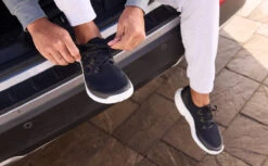 OOfos Men's OOmg Sport LS Low Shoe - White Black -fashion shoes Mens Blk2