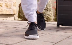 OOfos Men's OOmg Sport LS Low Shoe - White Black -fashion shoes Mens Blk3