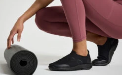 OOfos Women's OOmg Sport Low Shoe - Black -fashion shoes MicrosoftTeams image 128