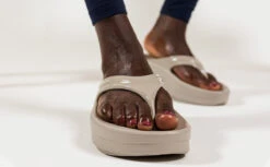 OOfos Women's OOmega OOlala Sandal - Nomad -fashion shoes NomadOOmega3