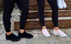 OOfos Women's OOcoozie Low Shoe - Black 16 OOfos Women's OOcoozie Low Shoe - Black -fashion shoes OOCOOZIE Black2