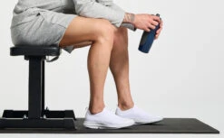 OOfos Men's OOmg Sport Low Shoe - White -fashion shoes OOmgSport White Mens3