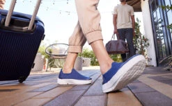 OOfos Women's OOmg EeZee Low Shoe - Navy -fashion shoes Women s Navy eeZee 3