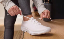 OOfos Women's OOmg Sport LS Low Shoe - White 15 OOfos Women's OOmg Sport LS Low Shoe - White -fashion shoes Womens Wht2