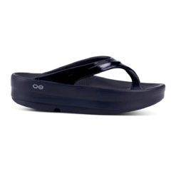 fashion shoes 21 Oofos Oomega